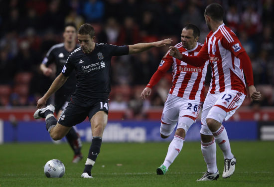 巴萨官方：欧冠对法鹰将检查穿客队球衣者身份，排除非法购票（巴萨官宣：欧冠战法鹰将核验穿客队球衣者身份，严查非法购票）